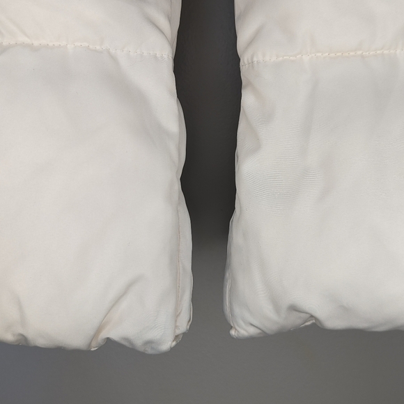 babyGapâ•‘White Snowsuitâ•‘Size 6-12M - Picture 2 of 6